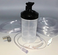 KIT iniziale Ossigeno - include: 1x: cannula nasale con tubo (0,3 m (1')), umidificatore, tubo O2 (2,1 m (6,9')), tubo O2 (10 m (32,8')), cannula Firesafe, connettore angolare (9/16